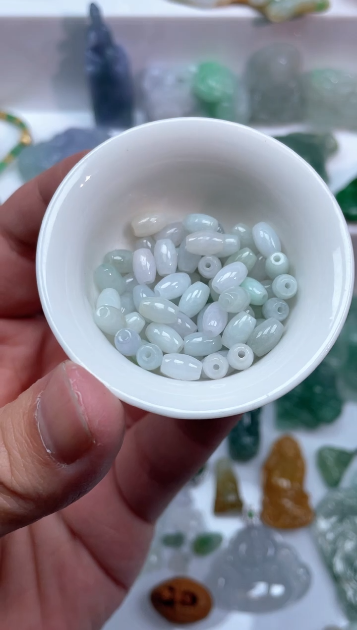 【闪购商品】翡翠颈饰未镶嵌4个珠珠卡7
