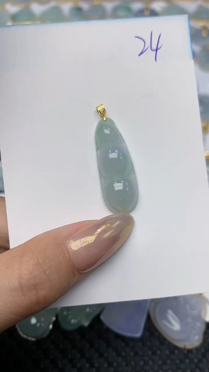 【闪购商品】翡翠颈饰18K金镶嵌天然翡翠A货