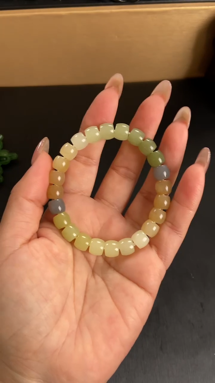 未镶嵌手链和田玉手串