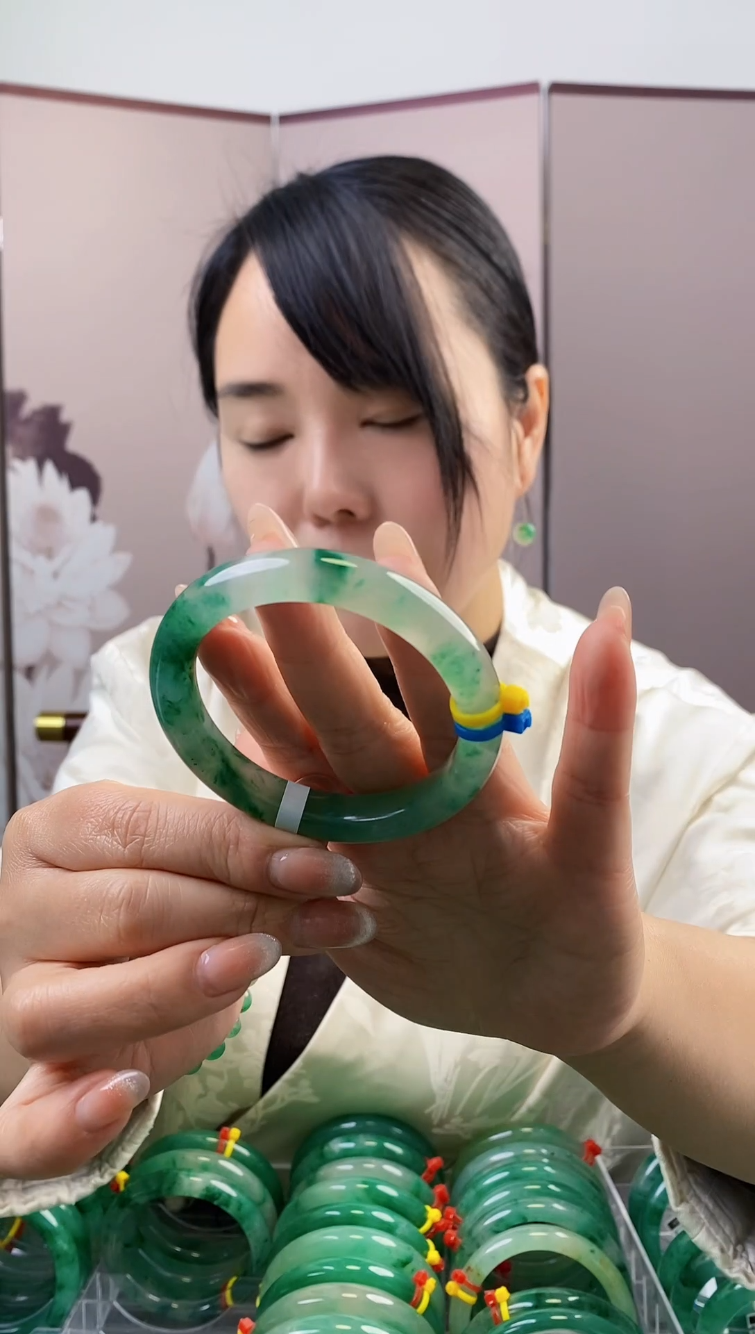 【闪购商品】石英质玉手镯未镶嵌32