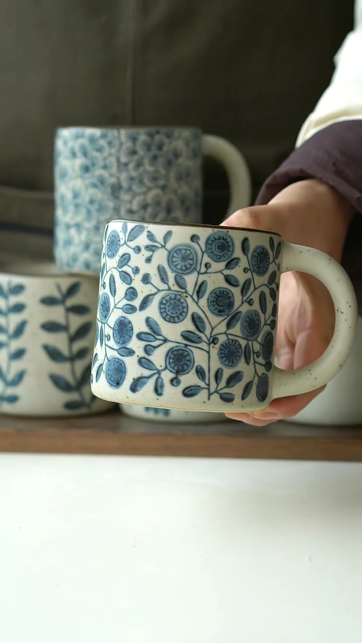 【闪购商品】陶瓷粗陶手绘金盏花马克杯420ml@4-2@