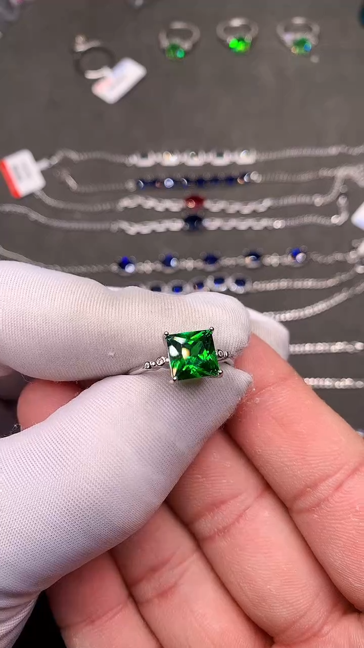 【闪购商品】透辉石戒指银S925镶嵌.......