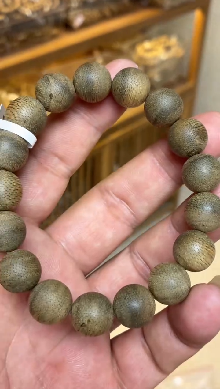 沉香手串 达拉干圆珠单圈1.3多样性发其一