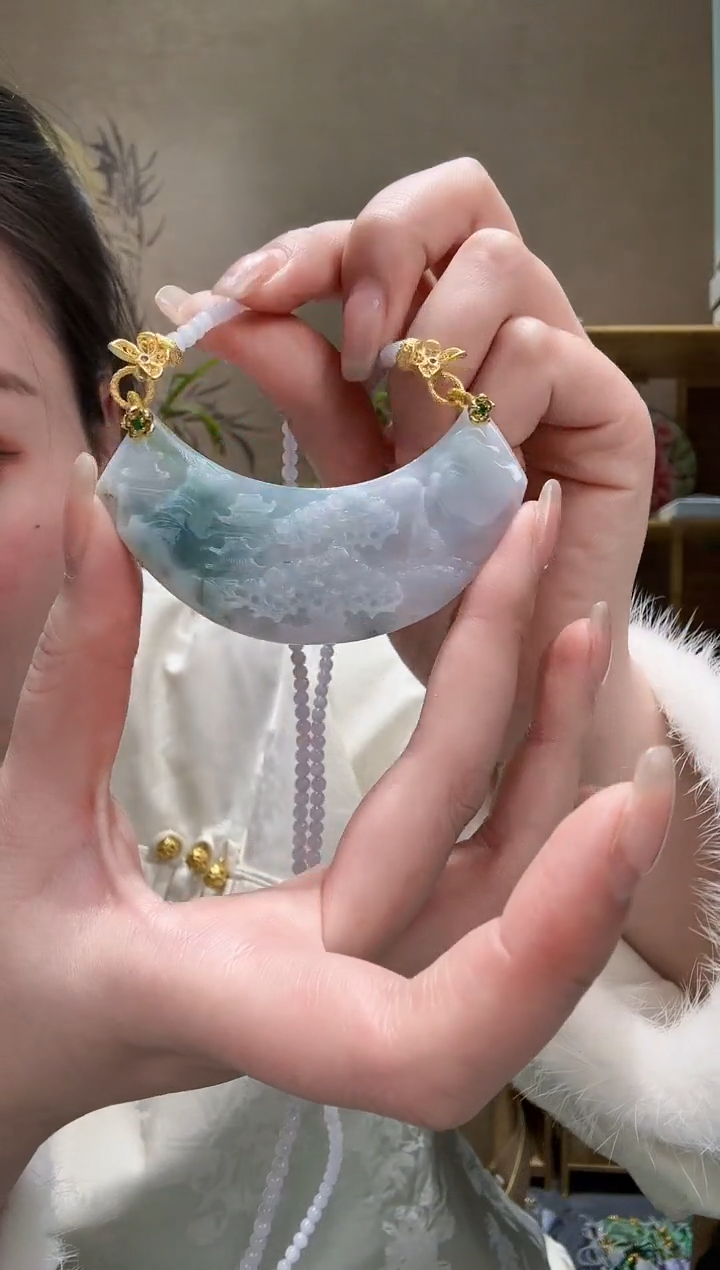 【闪购商品】翡翠颈饰未镶嵌吊坠