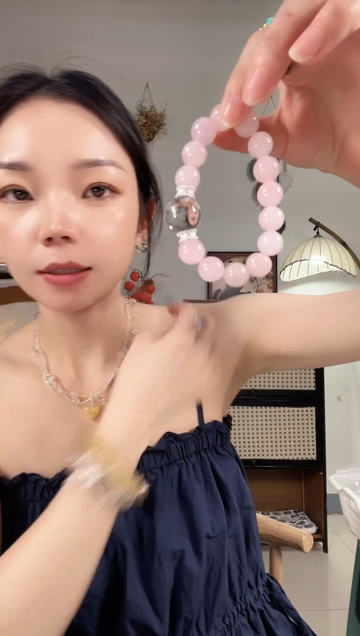 未镶嵌颈饰水晶Q438QQQQQ