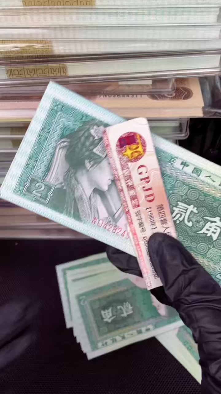 【闪购商品】8002 WO冠 数字荧光 标十