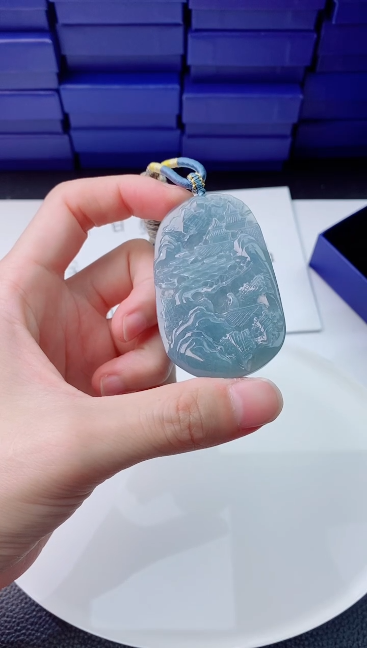 【闪购商品】翡翠未镶嵌颈饰            