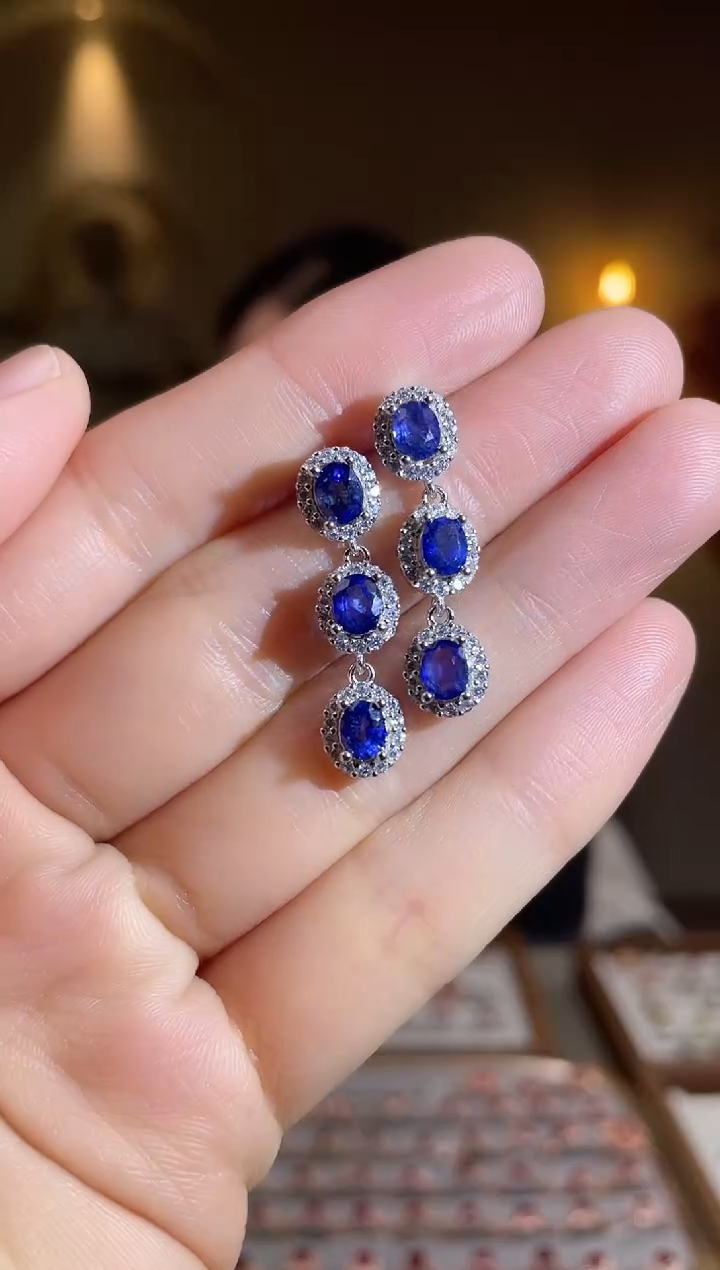 耳饰蓝宝石银S925镶嵌耳饰