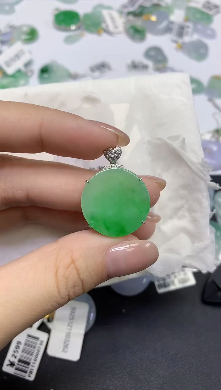 颈饰18K金镶嵌翡翠天然缅甸翡翠A货百元以上9元证书费自理