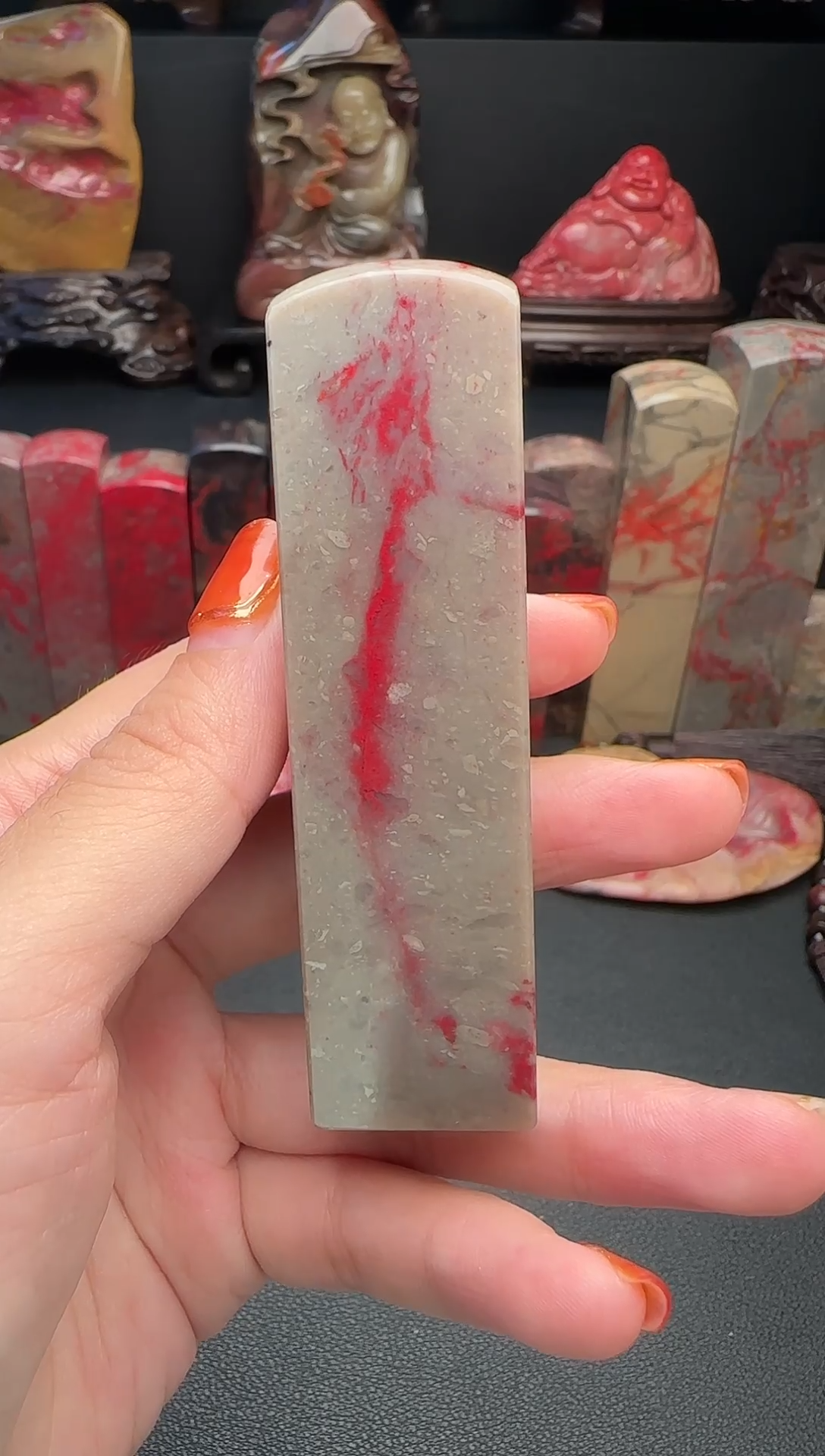 昌化石㊗****风昌化鸡血石印章