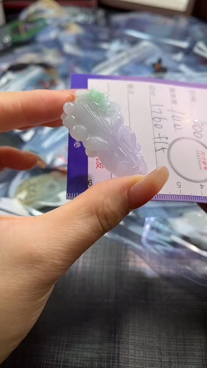 【闪购商品】翡翠颈饰未镶嵌10064945
