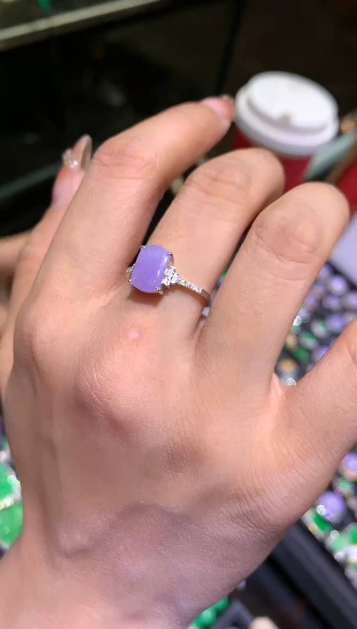 【闪购商品】翡翠吊坠(不含链)18K金镶嵌戒指