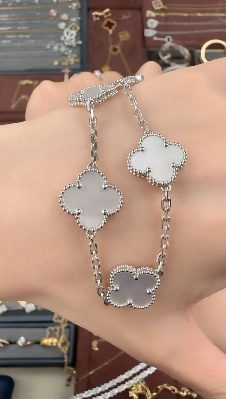 【闪购商品】贝壳手链18K金镶嵌白五花手链（高定款）