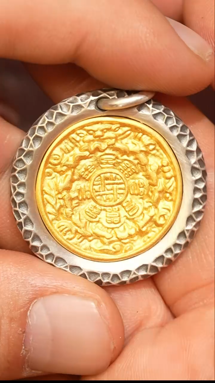 【闪购商品】冲赛康胡子哥，藏传九宫八卦牌154