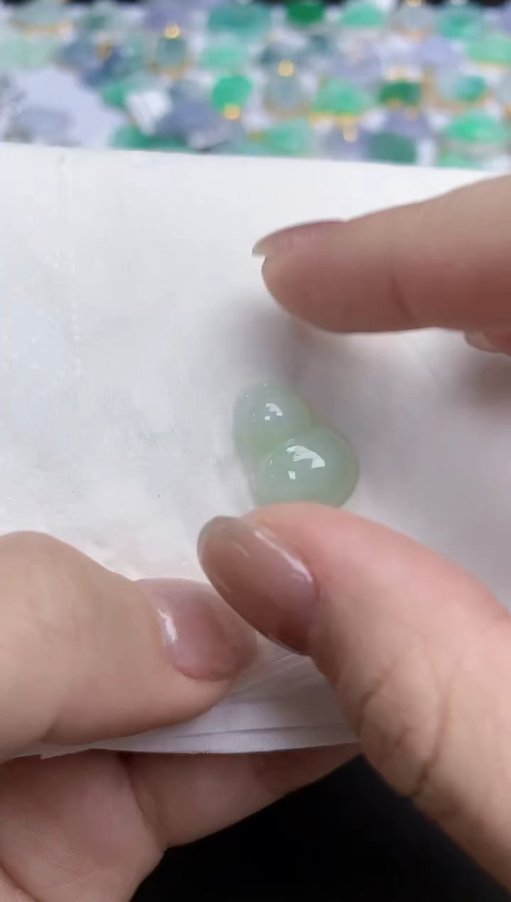 【闪购商品】翡翠颈饰未镶嵌天然缅甸翡翠A货