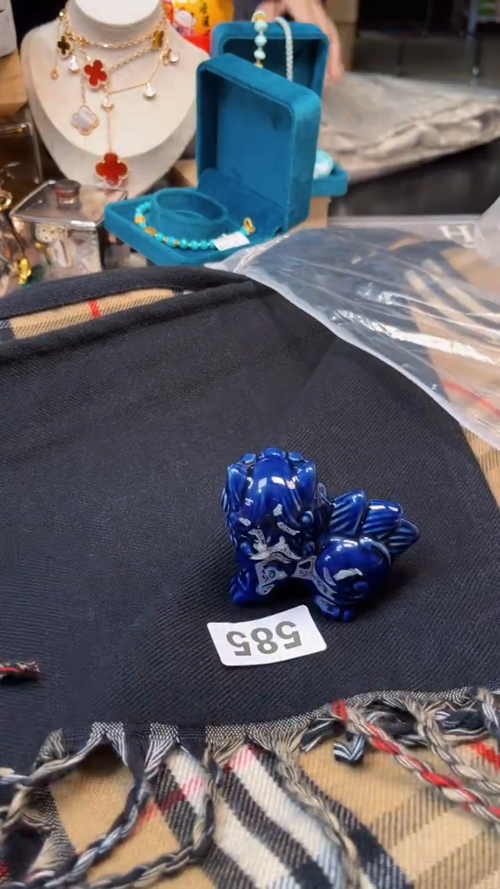 瓷片陶茶666文玩周边多人大巴