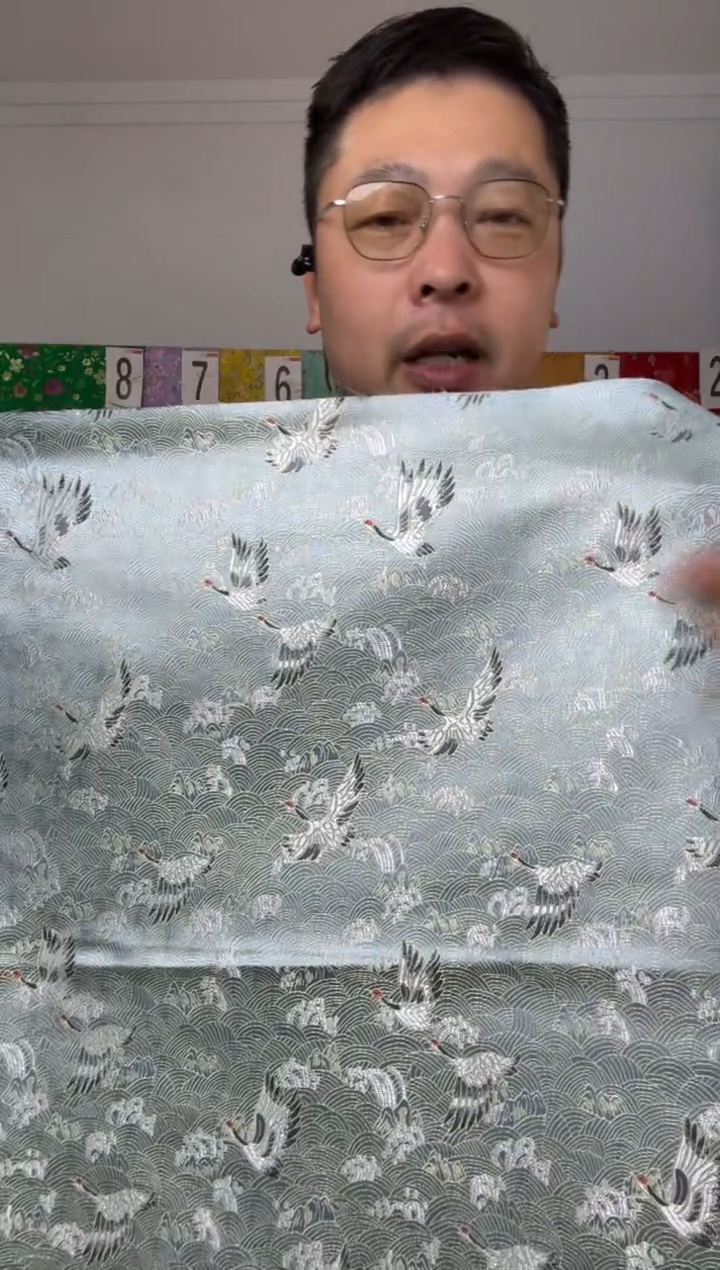 混纺满18元包邮.两单连裁.宽.长70.50