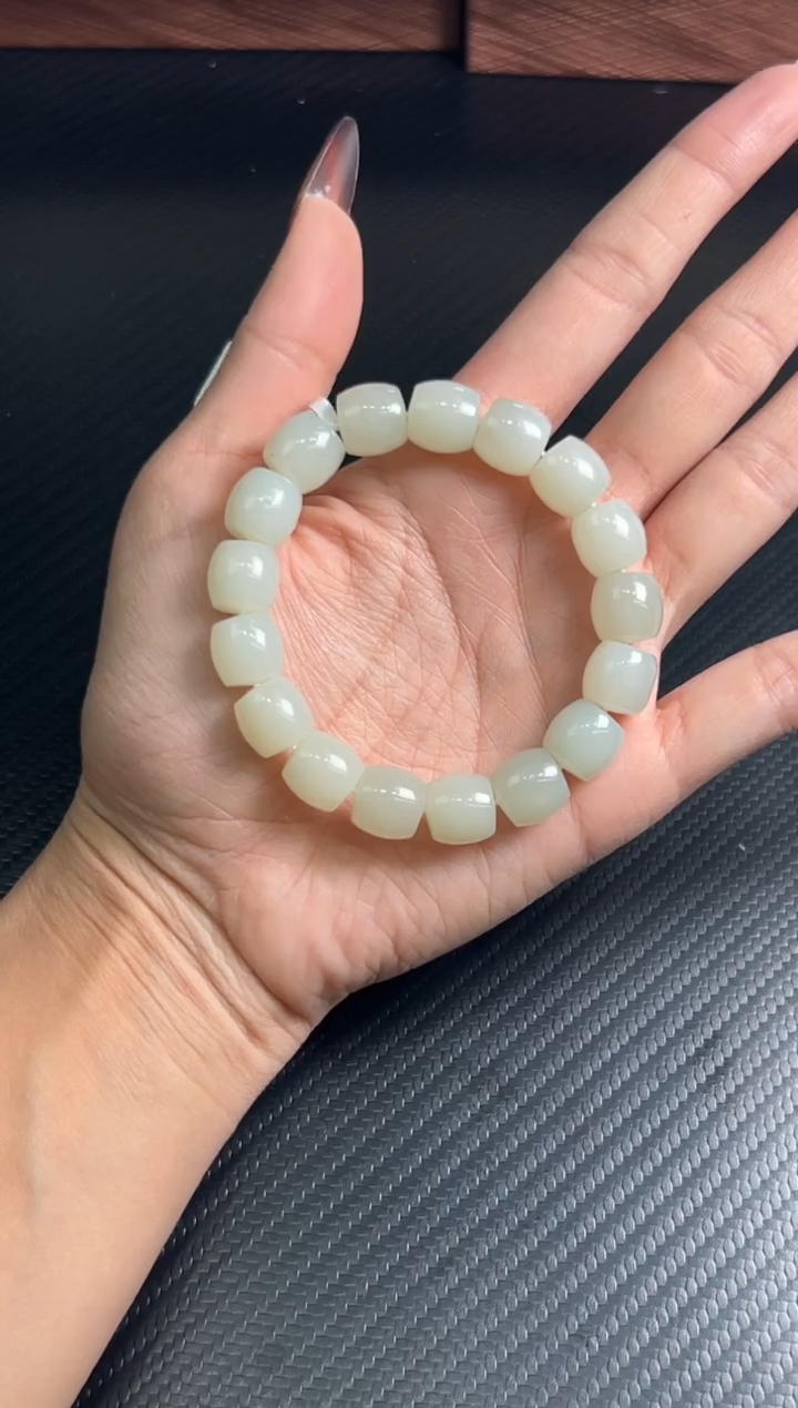 未镶嵌手串和田玉且末近矿微色差卡11* 12