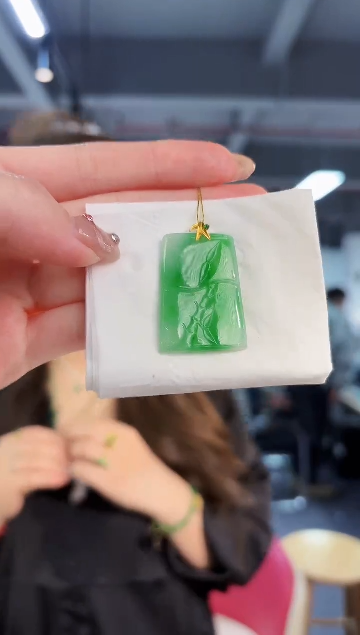 【闪购商品】翡翠颈饰18K金镶嵌缅料A货/支持复检/一件