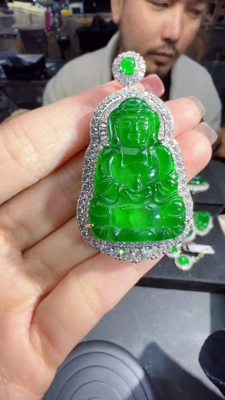 【闪购商品】定制翡翠未镶嵌观音商品多样性发货1