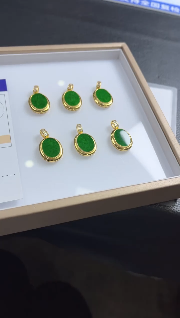 【闪购商品】翡翠颈饰银S925镶嵌A302多样性发一件/配绳子