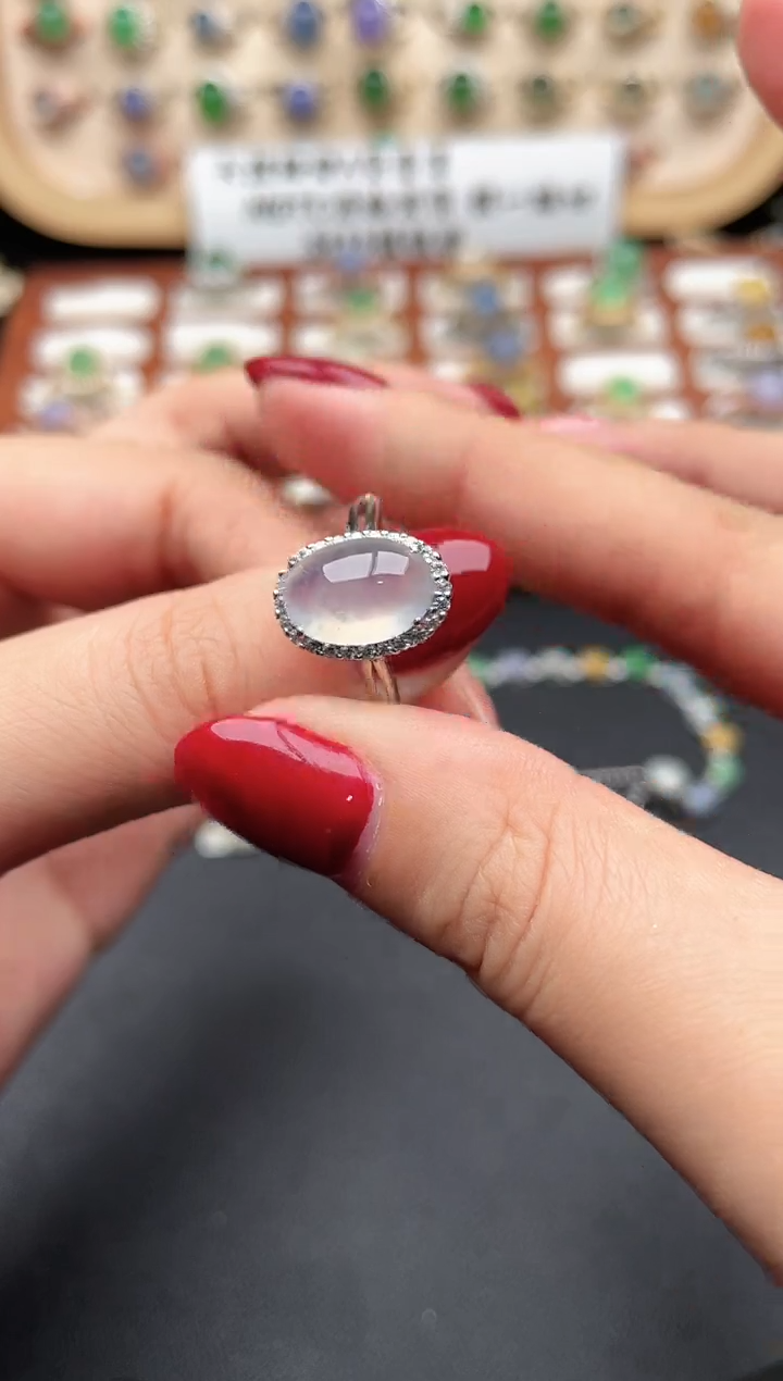 银S925镶嵌戒指翡翠一物一证一礼盒