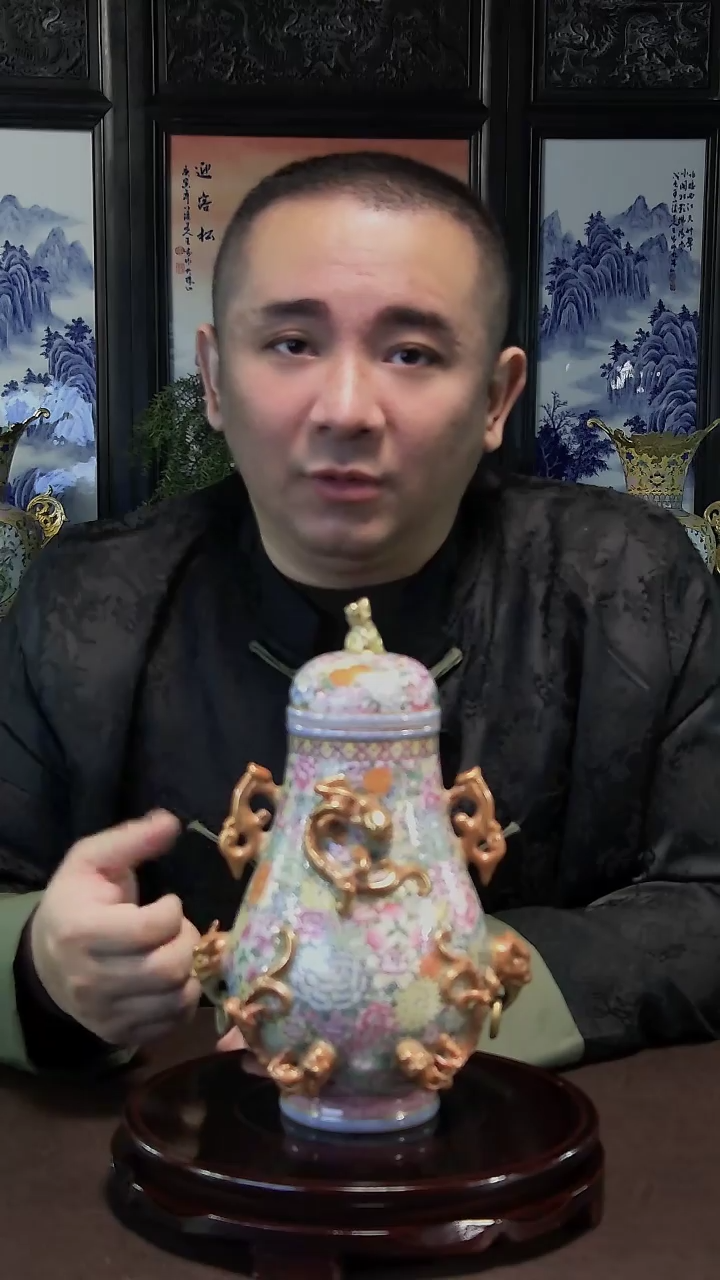 【闪购商品】瓶A14-10景德镇精品陶瓷万花浮雕