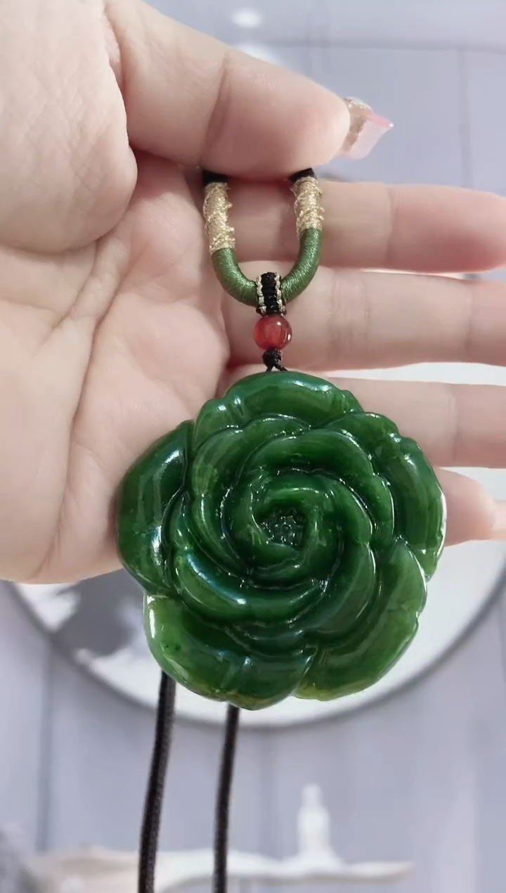 【闪购商品】和田玉（碧玉）牡丹花未镶嵌多样性发货