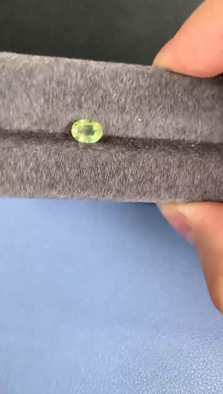 【闪购商品】金绿宝石裸石未镶嵌一粒1.2卡