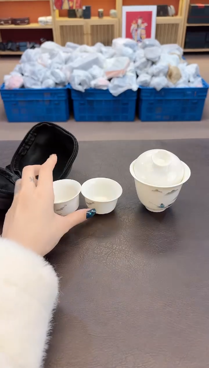 【闪购商品】摆件瓷SC1111111111111