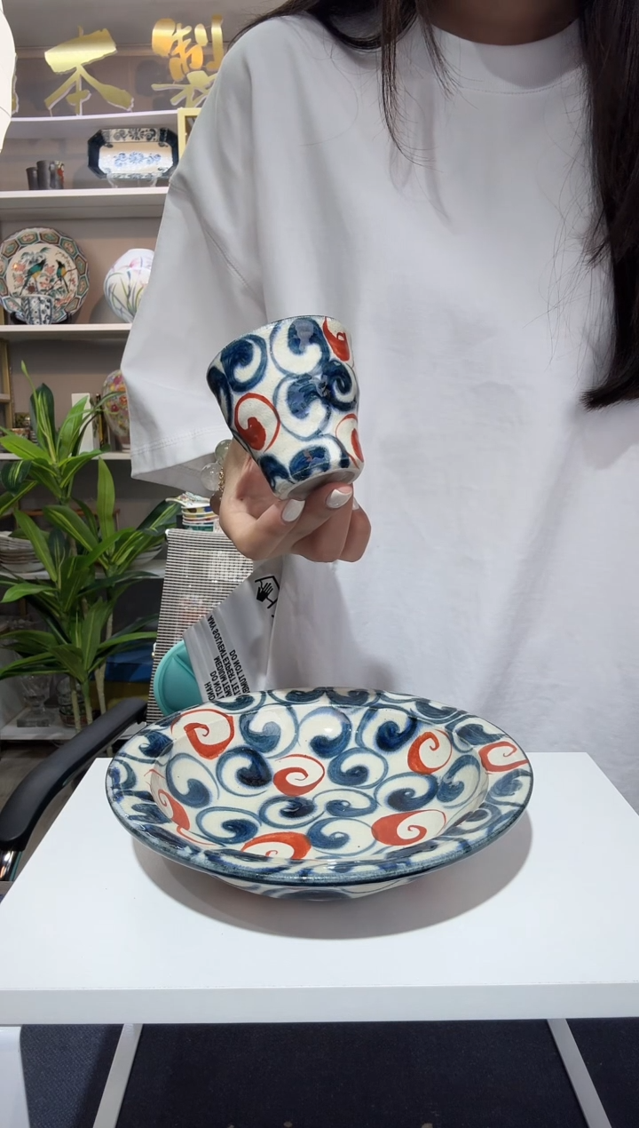 瓷宗山窑白酒杯-赤绘旋涡一只