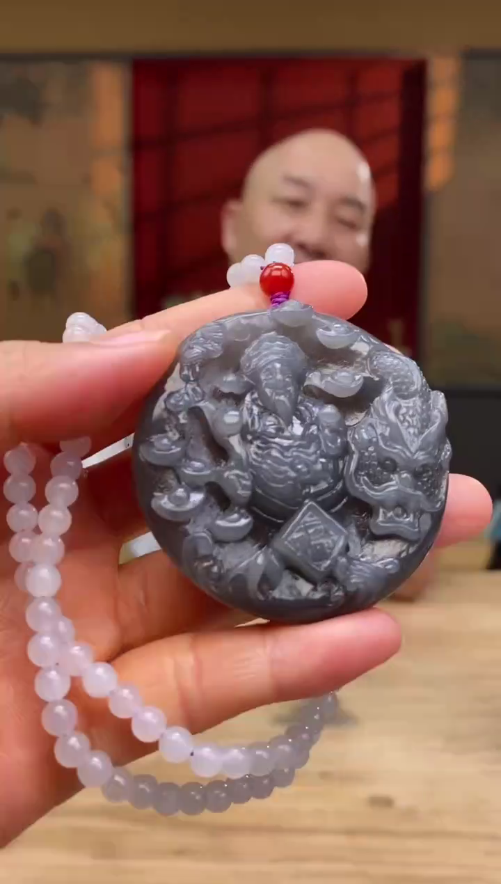 和田玉未镶嵌颈饰d373