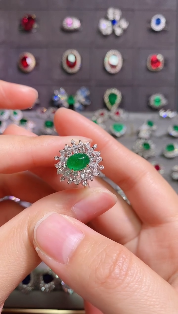 【闪购商品】祖母绿18K金戒指18K金镶嵌1