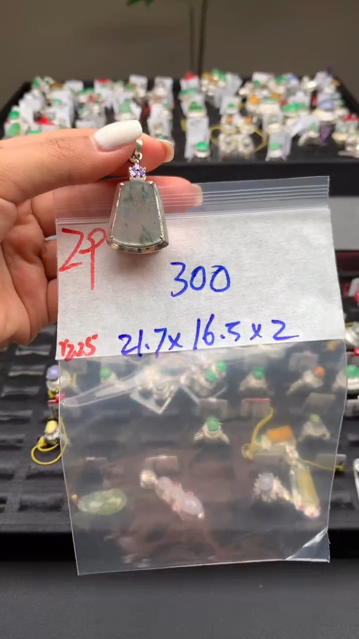 【闪购商品】定制翡翠未镶嵌毛货需精细抛光拍一发一