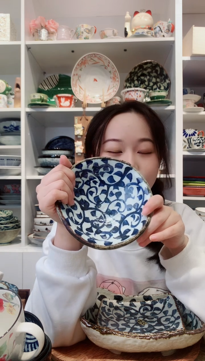 陶瓷章鱼唐草三足小钵15.5cm