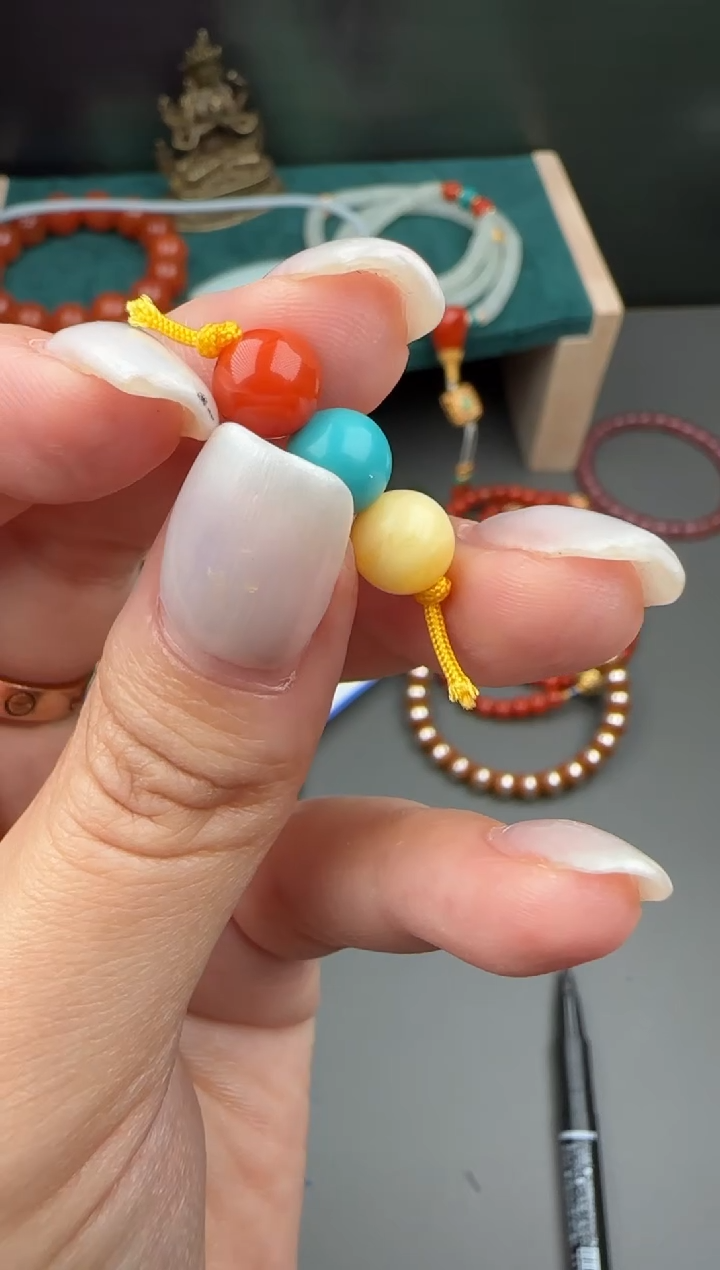 未镶嵌手链南红玛瑙一**宝111