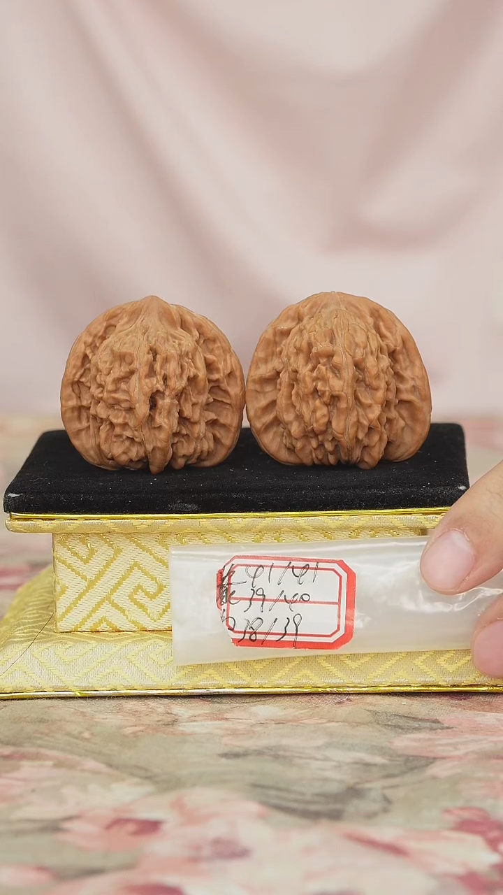 文玩核桃把件平谷四座楼