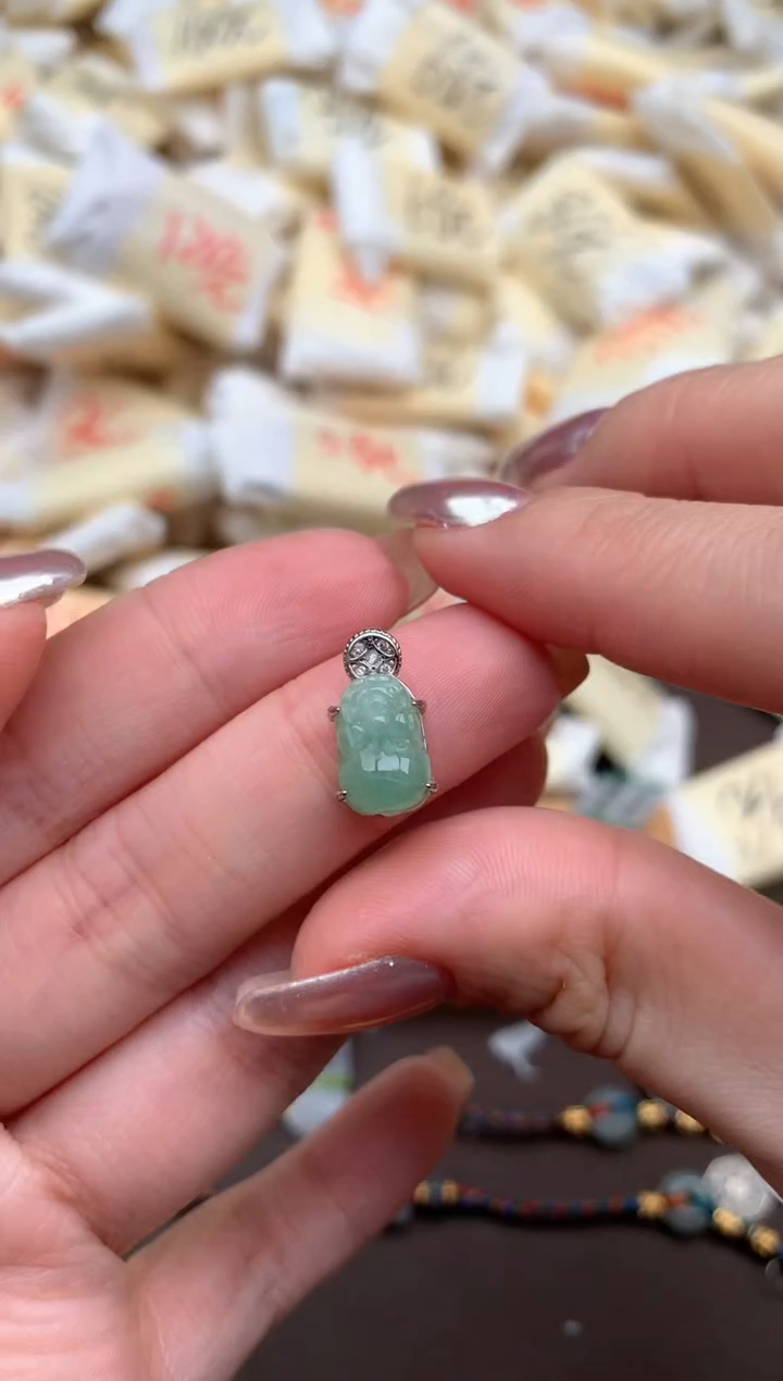 【闪购商品】翡翠挂件银S925镶嵌一