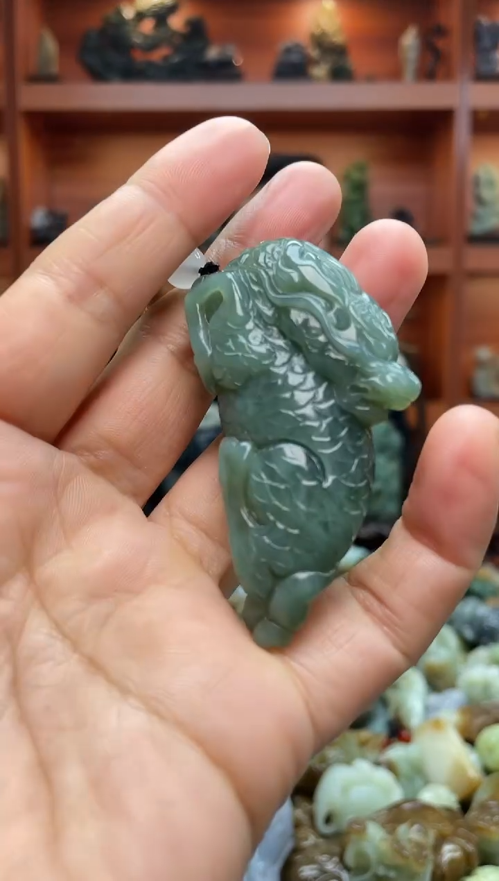 未镶嵌和田玉把件1