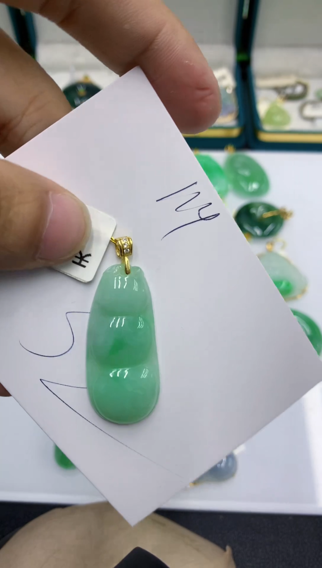 颈饰未镶嵌翡翠111111111