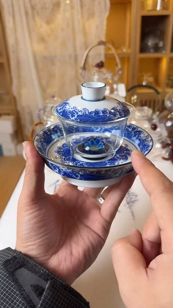 青瓷盖碗。。。。。。。