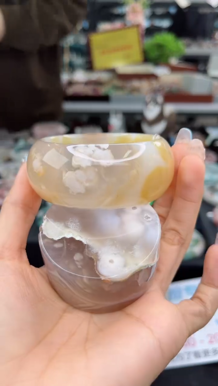 【闪购商品】石英质玉手镯未镶嵌55圈口（赠品镯心）3223064