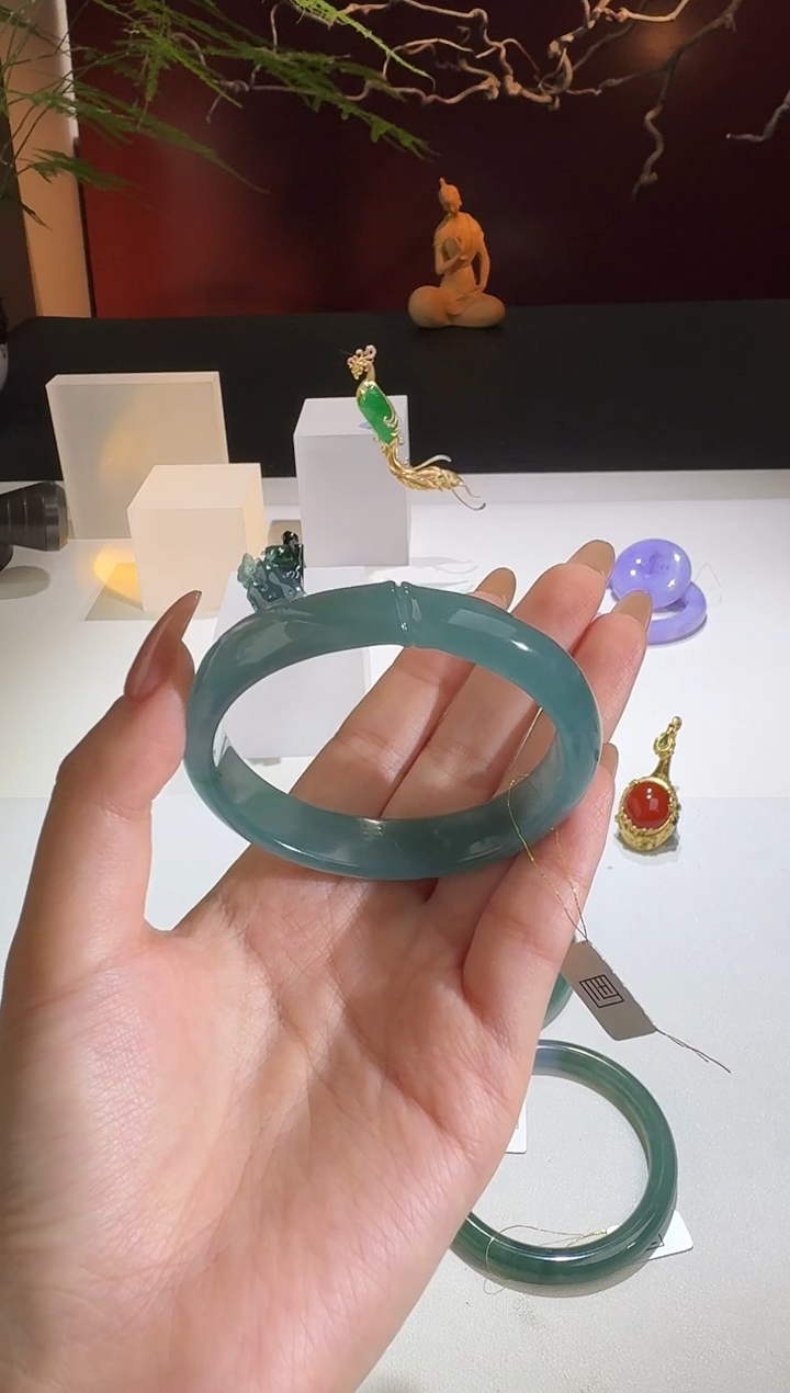 【闪购商品】翡翠手镯未镶嵌【鑫鑫】