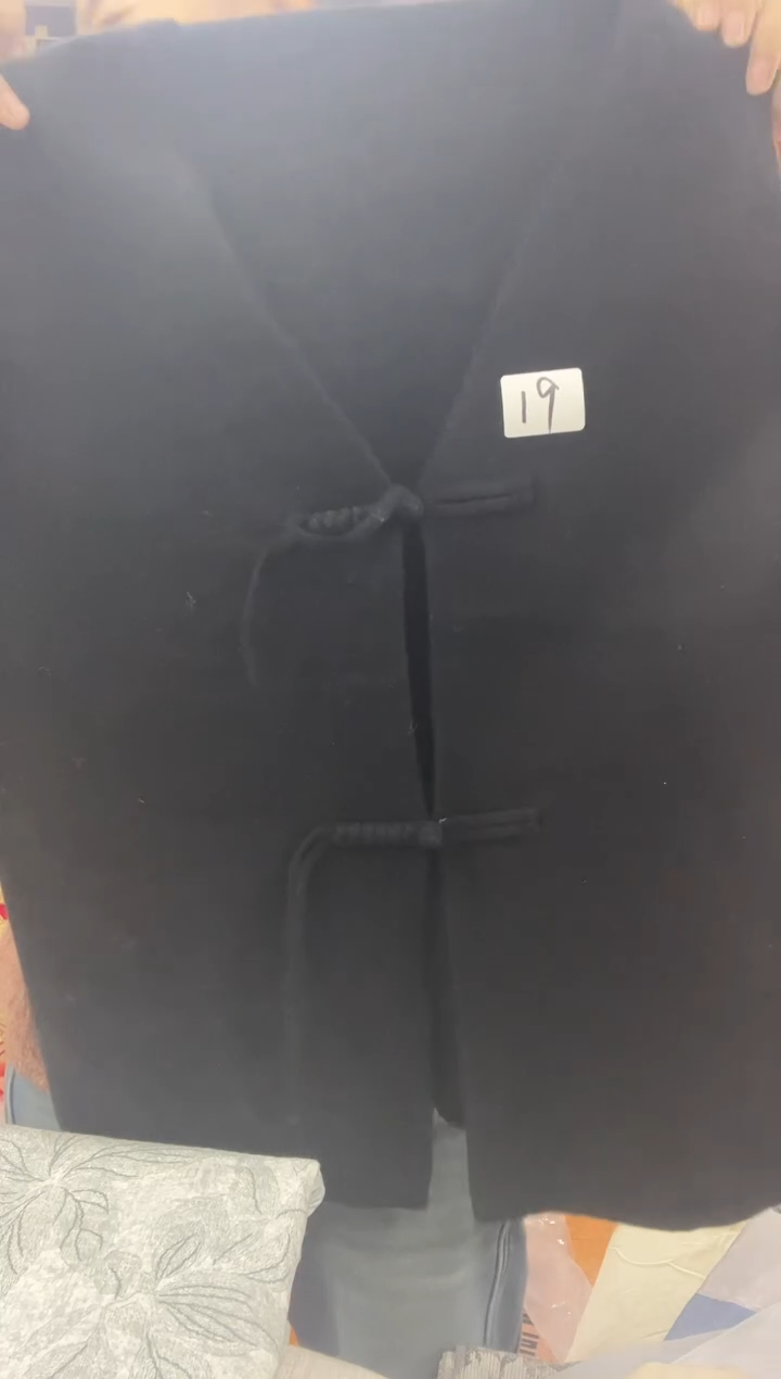 貂毛19黑色羊毛马甲