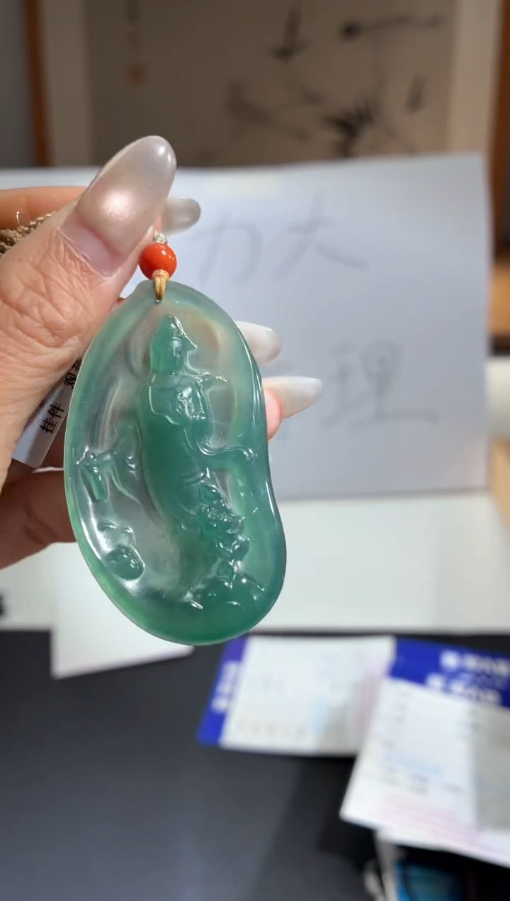 吊坠(不含链)未镶嵌翡翠随型