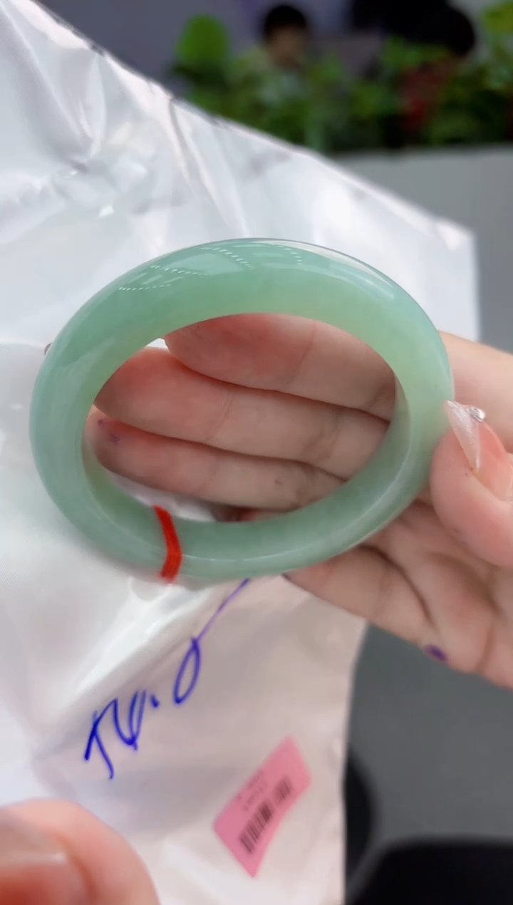 【闪购商品】翡翠手镯未镶嵌翡翠手镯