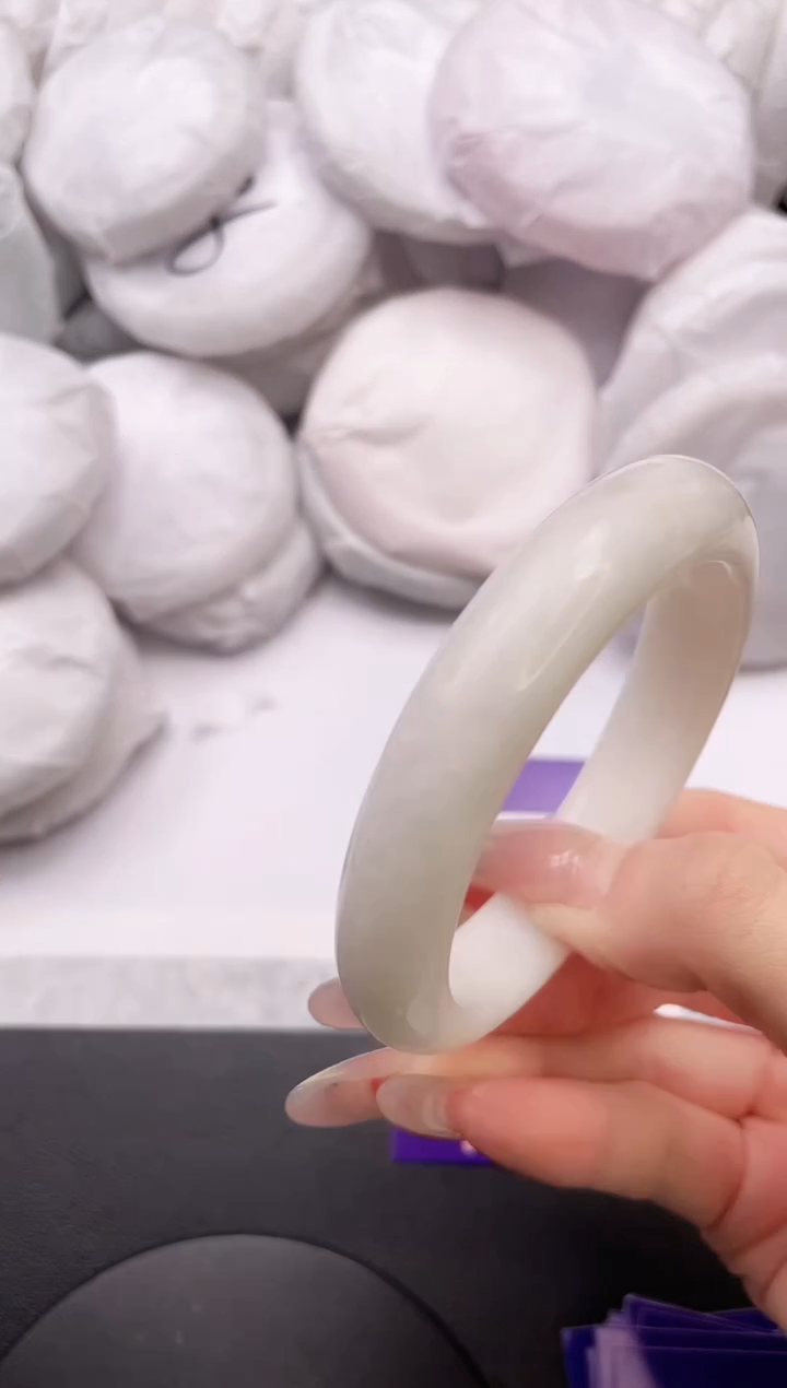 【闪购商品】和田玉手镯未镶嵌20K126-56