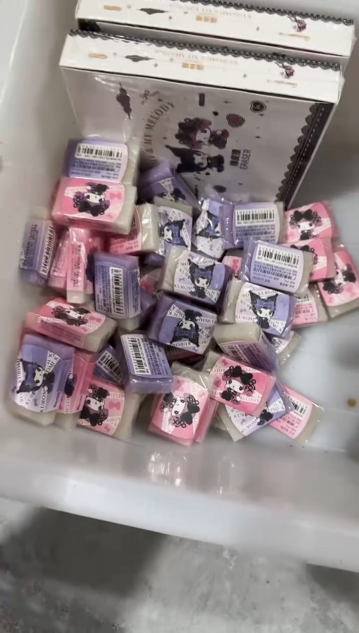 三丽鸥橡皮擦 - 15个