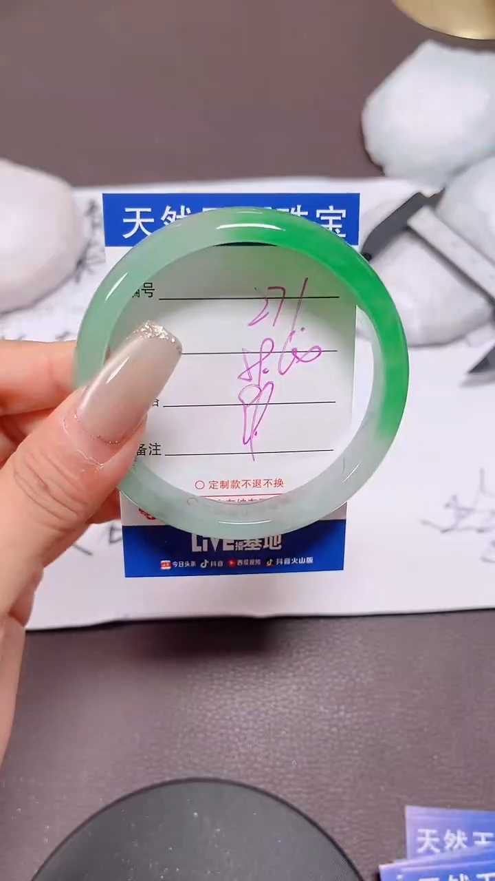 271所见即所得，拍啥发啥