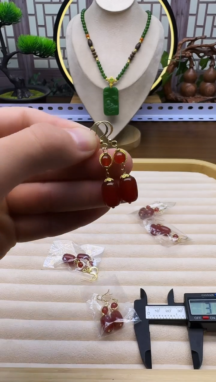 14K金镶嵌南红玛瑙耳饰E160      